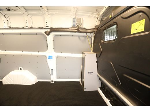 Ford Transit Custom 320 2.0 TDCI L2H2 2800KG Trekgew. Airco Cruise PDC Stoelverwarming LED Elektrpakket Trekhaak ActivLease financial lease