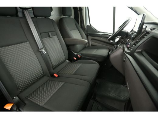 Ford Transit Custom 340 2.0 TDCI L2H1 130PK Automaat Airco Cruise Carplay 2xSchuifdeur Navi PDC 3 Pers Elektrpakket ActivLease financial lease