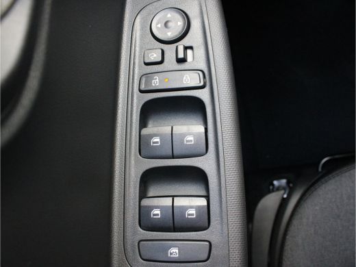 Hyundai Inster Hyundai E-Motion 42 kWh incl. €1.500,- Voorraad Voordeel! | Navi | Adapt. Cruise | Parkeercamera ... ActivLease financial lease