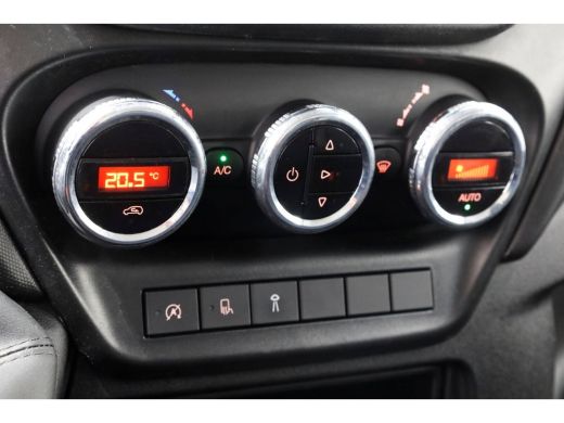 Iveco Daily 35C16 160pk E6 L2H1 Dubbel Lucht Trekhaak 3500kg 10-2019 ActivLease financial lease