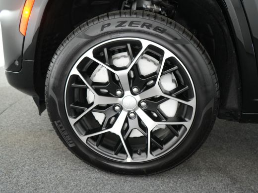 Jeep Grand Cherokee Jeep Summit Reserve | 10'' digitaal cluster | 10.1'' infotainment met navigatie en Uconnect | 21'... ActivLease financial lease