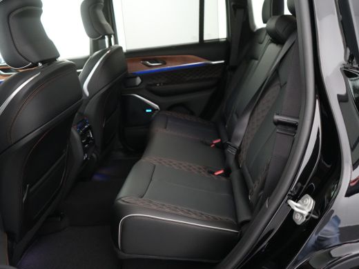 Jeep Grand Cherokee Jeep Summit Reserve | 10'' digitaal cluster | 10.1'' infotainment met navigatie en Uconnect | 21'... ActivLease financial lease