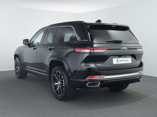 Jeep Grand Cherokee Jeep Summit Reserve | 10'' digitaal cluster | 10.1'' infotainment met navigatie en Uconnect | 21'... ActivLease financial lease