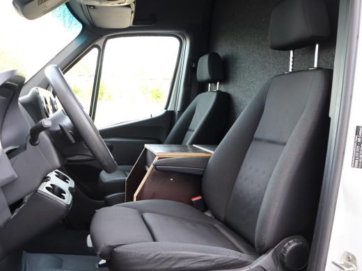 Mercedes Sprinter 316 2.2 CDI 163 PK AUT. L2H2 + 2 SCHUIFDEUREN | BREEDBEELD MBUX | TREKHAAK | CAMERA | CARPLAY ActivLease financial lease