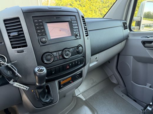 Mercedes Sprinter 519 3.0 CDI V6 E6 WB 433 / BE-TREKKER 8 TONS / 1e EIG ALS NIEUW / AUTOMAAT / DUBBEL CABINE / AIRC... ActivLease financial lease