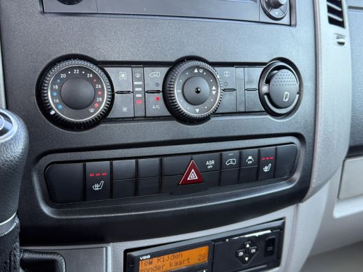 Mercedes Sprinter 519 3.0 CDI V6 E6 WB 433 / BE-TREKKER 8 TONS / 1e EIG ALS NIEUW / AUTOMAAT / DUBBEL CABINE / AIRC... ActivLease financial lease