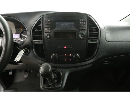 Mercedes Vito 111 CDI Lang Airco 3 Persoons Trekhaak Imperiaal 3 Persoons Leder Elektrpakket ActivLease financial lease