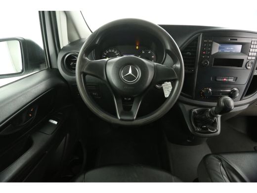 Mercedes Vito 111 CDI Lang Airco 3 Persoons Trekhaak Imperiaal 3 Persoons Leder Elektrpakket ActivLease financial lease