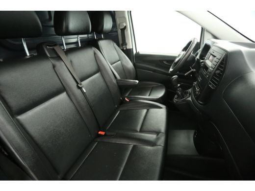 Mercedes Vito 111 CDI Lang Airco 3 Persoons Trekhaak Imperiaal 3 Persoons Leder Elektrpakket ActivLease financial lease