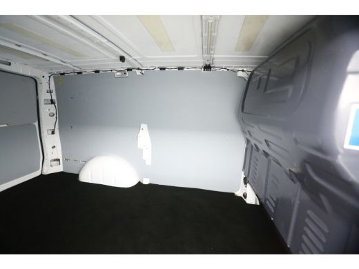 Mercedes Vito 114 CDI Lang Automaat Airco Camera Cruise 3 Persoons Elektrpakket Trekhaak ActivLease financial lease