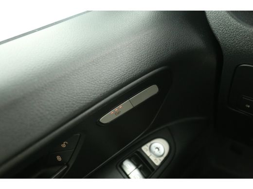 Mercedes Vito 114 CDI Lang Automaat Airco Cruise Stoelverwarming 3 Persoons Elektrpakket Achterklep ActivLease financial lease