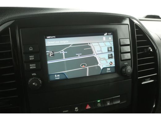 Mercedes Vito 114 CDI Lang Automaat Camera Carplay Cruise Clima LED 2xSchuifdeur Navi Trekhaak Leder 18"LMV Sto... ActivLease financial lease