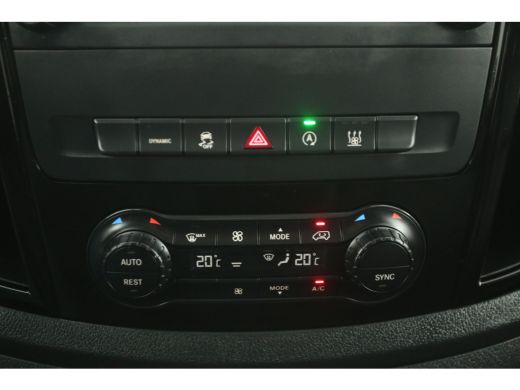 Mercedes Vito 114 CDI Lang Automaat Camera Carplay Cruise Clima LED 2xSchuifdeur Navi Trekhaak Leder 18"LMV Sto... ActivLease financial lease