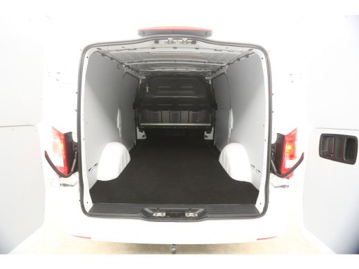 Mercedes Vito 114 CDI Lang Automaat Camera Carplay Cruise Clima LED 2xSchuifdeur Navi Trekhaak Leder 18"LMV Sto... ActivLease financial lease