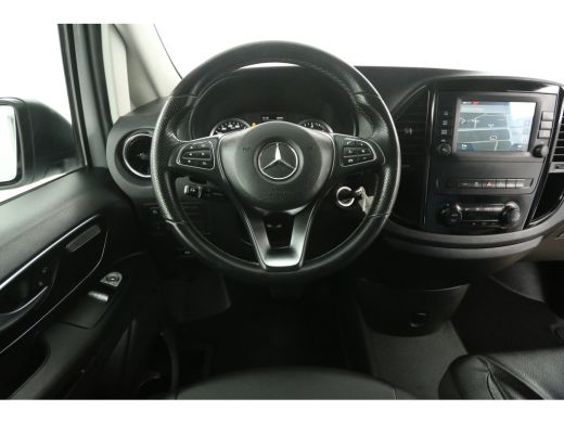 Mercedes Vito 114 CDI Lang Automaat Camera Carplay Cruise Clima LED 2xSchuifdeur Navi Trekhaak Leder 18"LMV Sto... ActivLease financial lease