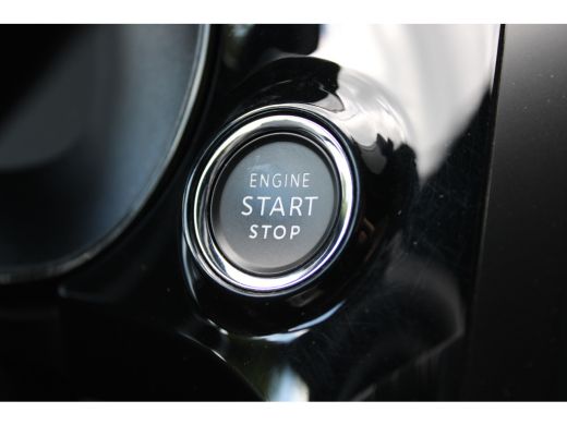 Opel CORSA-E Ultimate 50 kWh / Navigatie / Alcantara / PDC V+A / Matrix LED / stuur -en stoelverwarming / Draa... ActivLease financial lease