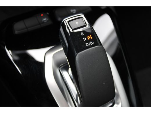 Opel CORSA-E Ultimate 50 kWh / Navigatie / Alcantara / PDC V+A / Matrix LED / stuur -en stoelverwarming / Draa... ActivLease financial lease