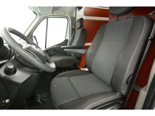 Opel Movano 2.3 CDTI L2H2 Airco Cruise Camera Trekhaak Omvormer Navi PDC Elektrpakket ActivLease financial lease