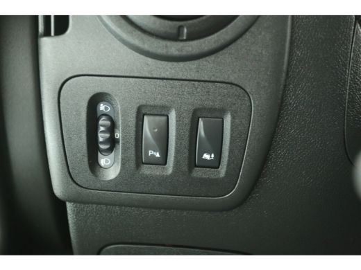 Opel Movano 2.3 CDTI L2H2 Airco Cruise Camera Trekhaak Omvormer Navi PDC Elektrpakket ActivLease financial lease