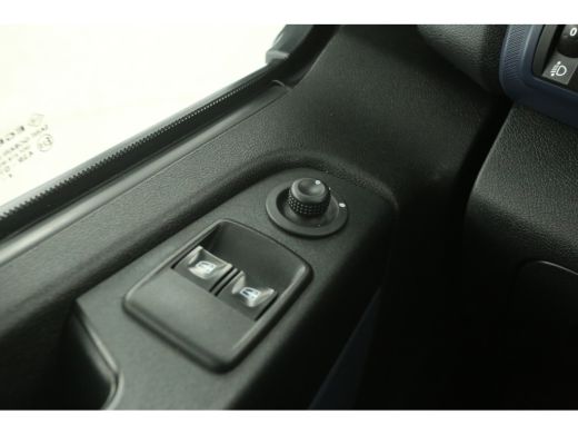 Opel Vivaro 1.6 CDTI L2H1 Airco Camera Cruise Trekhaak 3 Persoons Imperiaal Ladder Elektrpakket ActivLease financial lease