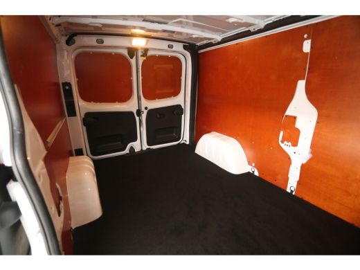 Opel Vivaro 1.6 CDTI L2H1 Airco Cruise Navigatie PDC 3 Persoons Imperiaal Elektrpakket Trekhaak ActivLease financial lease
