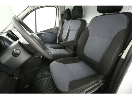 Opel Vivaro 1.6 CDTI L2H1 Airco Cruise Navigatie PDC 3 Persoons Imperiaal Elektrpakket Trekhaak ActivLease financial lease