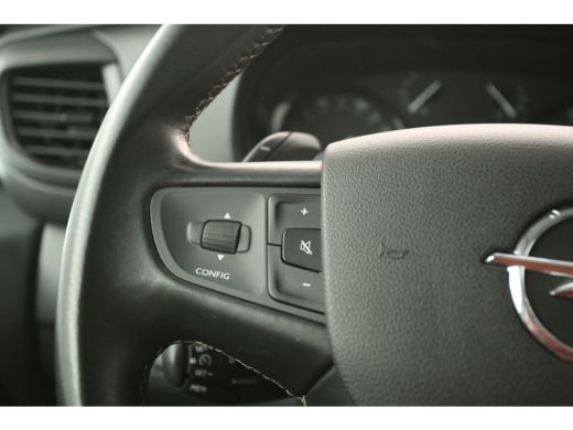 Opel Vivaro 2.0 CDTI L3H1 Automaat Clima 360Camera Cruise Carplay Head-up Display Navi PDC LED 3 Pers 17"LMV ... ActivLease financial lease