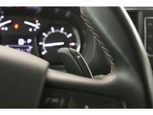 Opel Vivaro 2.0 CDTI L3H1 Automaat Clima 360Camera Cruise Carplay Head-up Display Navi PDC LED 3 Pers 17"LMV ... ActivLease financial lease