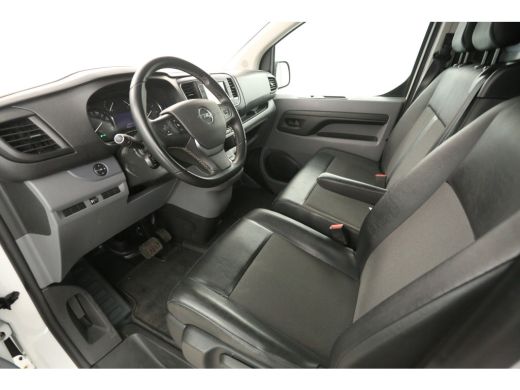 Opel Vivaro 2.0 CDTI L3H1 Automaat Clima 360Camera Cruise Carplay Head-up Display Navi PDC LED 3 Pers 17"LMV ... ActivLease financial lease