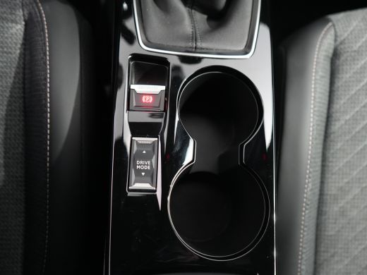 Peugeot 2008 1.2 PureTech 100 Allure | Achteruitrijcamera | Armsteun voor | Cruise control ActivLease financial lease