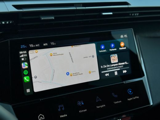 Peugeot 408 1.6 HYbrid Allure 180 EAT8 | Achteruitrijcamera | Keyless entry | Keyless start ActivLease financial lease