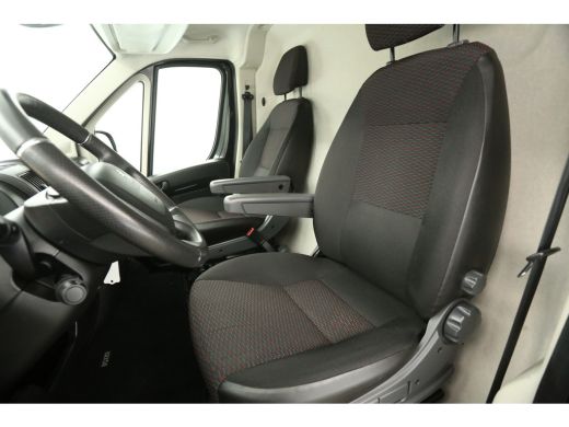 Peugeot Boxer 333 2.2 BlueHDi L2H1 165PK Airco 2xSchuifdeur Camera Cruise Navigatie PDC Elektrpakket Trekhaak ActivLease financial lease