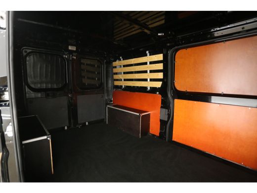 Peugeot Boxer 333 2.2 BlueHDi L2H1 165PK Airco 2xSchuifdeur Camera Cruise Navigatie PDC Elektrpakket Trekhaak ActivLease financial lease