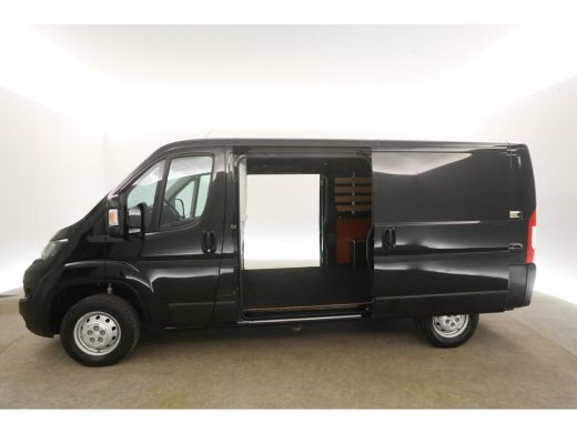 Peugeot Boxer 333 2.2 BlueHDi L2H1 165PK Airco 2xSchuifdeur Camera Cruise Navigatie PDC Elektrpakket Trekhaak ActivLease financial lease