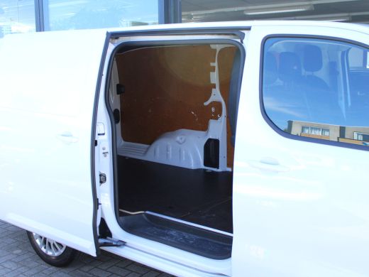 Peugeot Expert 2.0 BlueHDi 145 L3 CARPLAY | CAMERA | TREKHAAK | ActivLease financial lease