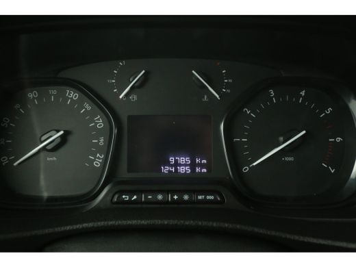 Peugeot Expert 2.0 BlueHDI L3H1 177PK Automaat Airco Cruise 360Camera Carplay 3 Persoons PDC 17''LMV LED Trekhaak ActivLease financial lease