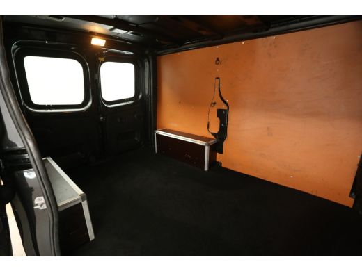 Renault Trafic 1.6 dCi T27 L1H1 Airco Cruise Navigatie Parkeersensoren 17"LMV Elektrpakket Trekhaak ActivLease financial lease