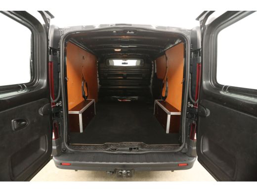 Renault Trafic 1.6 dCi T27 L1H1 Airco Cruise Navigatie Parkeersensoren 17"LMV Elektrpakket Trekhaak ActivLease financial lease