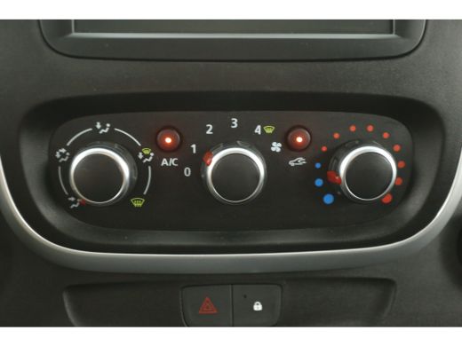 Renault Trafic 2.0 dCi T29 L2H1 Airco Cruise Navigatie Parkeersensoren Elektrpakket ActivLease financial lease