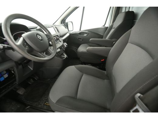 Renault Trafic 2.0 dCi T29 L2H1 Airco Cruise Navigatie Parkeersensoren Elektrpakket ActivLease financial lease