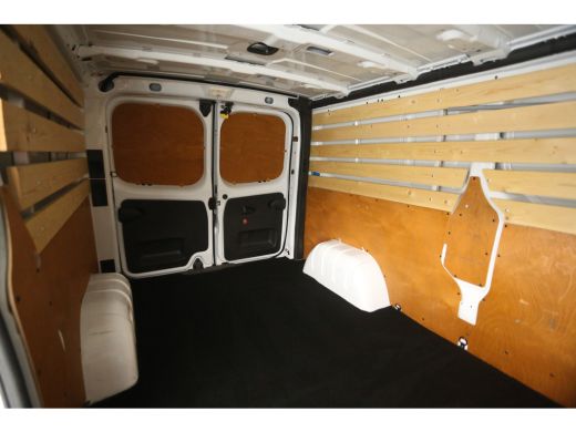 Renault Trafic 2.0 dCi T29 L2H1 Airco Cruise Navigatie Parkeersensoren Elektrpakket ActivLease financial lease