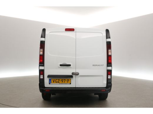 Renault Trafic 2.0 dCi T29 L2H1 Airco Cruise Navigatie Parkeersensoren Elektrpakket ActivLease financial lease