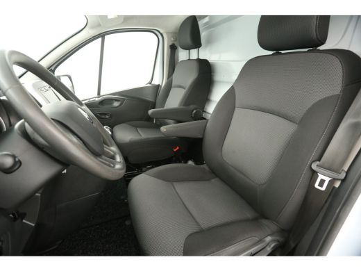 Renault Trafic 2.0 dCi T29 L2H1 Airco Cruise Navigatie Parkeersensoren Elektrpakket ActivLease financial lease