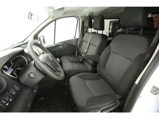 Renault Trafic 2.0 dCi T29 L2H1 Dubbele Cabine 6 Persoons Airco Cruise Navi PDC 16"LMV Elektrpakket Trekhaak ActivLease financial lease