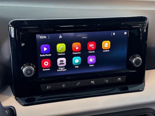 Seat Arona 1.0 TSI 95pk Style | Parkeersensoren achter | klimaatregeling | Apple CarPlay, Android Auto ActivLease financial lease