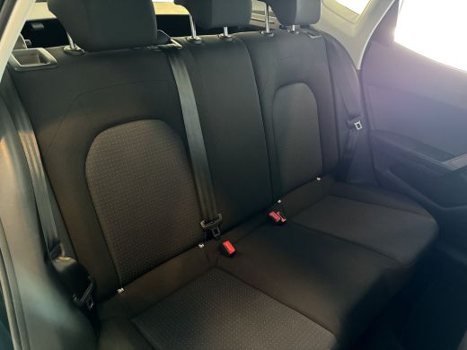 Seat Arona 1.0 TSI 95pk Style | Parkeersensoren achter | klimaatregeling | Apple CarPlay, Android Auto ActivLease financial lease