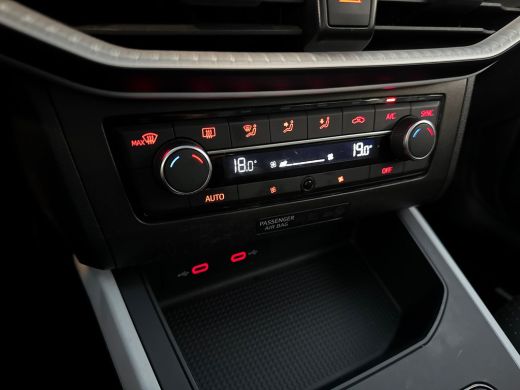 Seat Arona 1.0 TSI 95pk Style | Parkeersensoren achter | klimaatregeling | Apple CarPlay, Android Auto ActivLease financial lease