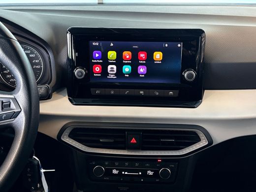 Seat Arona 1.0 TSI 95pk Style | Parkeersensoren achter | klimaatregeling | Apple CarPlay, Android Auto ActivLease financial lease