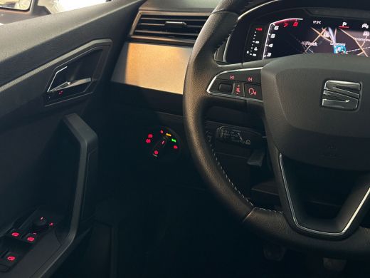 Seat Arona 1.0 95pk TSI Style Business Intense | Navigatie | Parkeersensoren | Virtual cockpit | klimaatrege... ActivLease financial lease