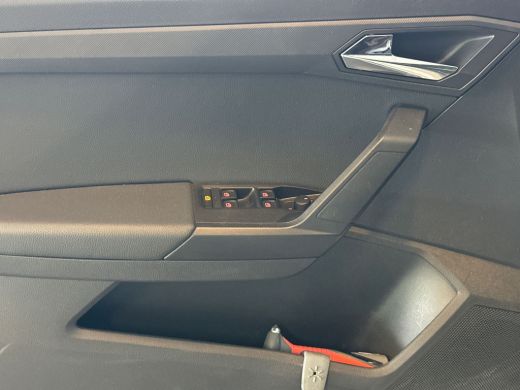 Seat Arona 1.0 95pk TSI Style Business Intense | Navigatie | Parkeersensoren | Virtual cockpit | klimaatrege... ActivLease financial lease